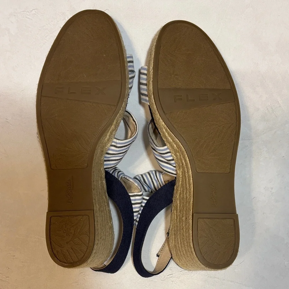 Life Stride Navy and White Striped Wedge Sandals, chambray, NWOT, size 11